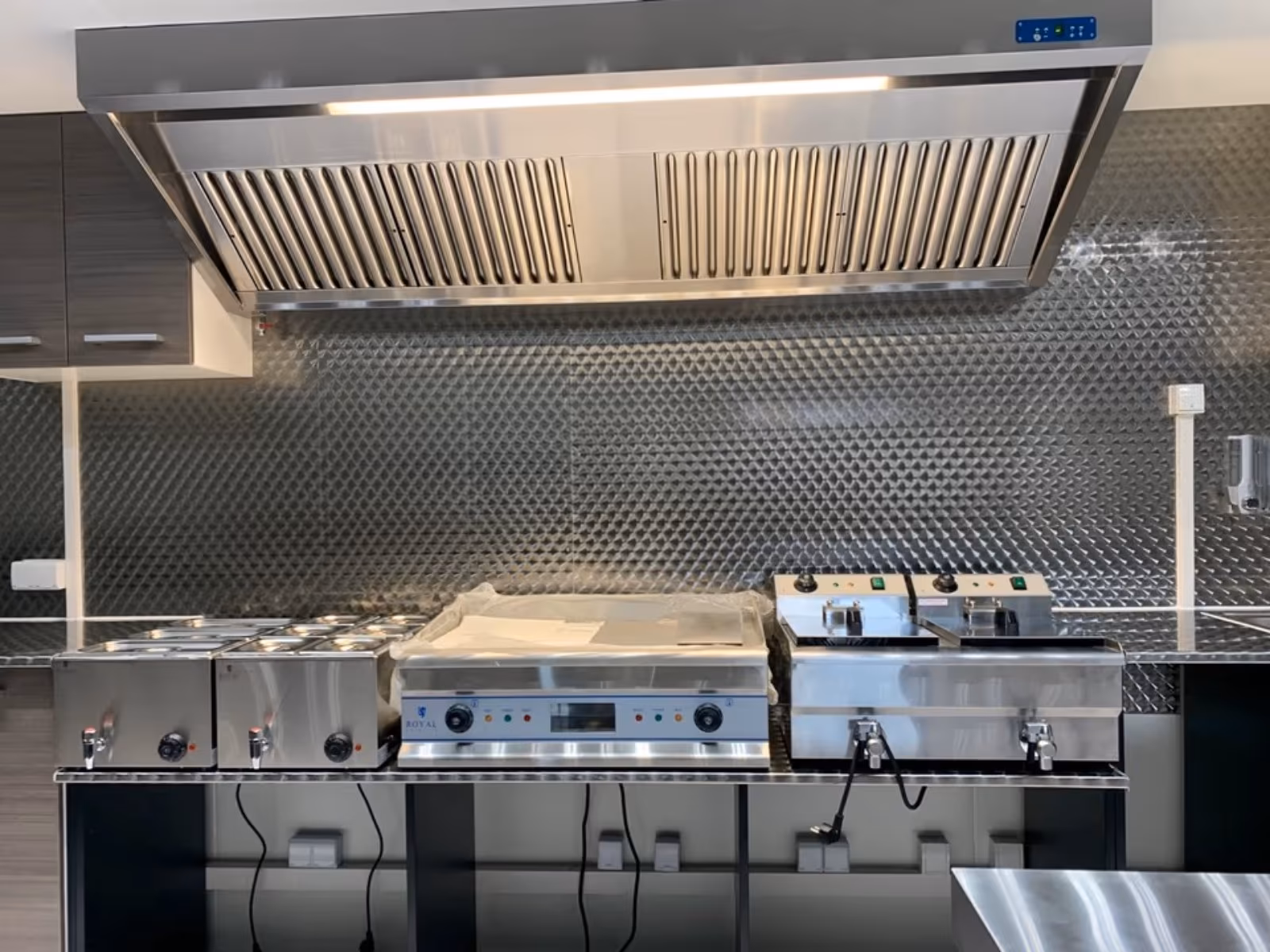 MEGA Grillwagen, Imbisswagen, FoodTruck, Imbissanhänger – Bild 6