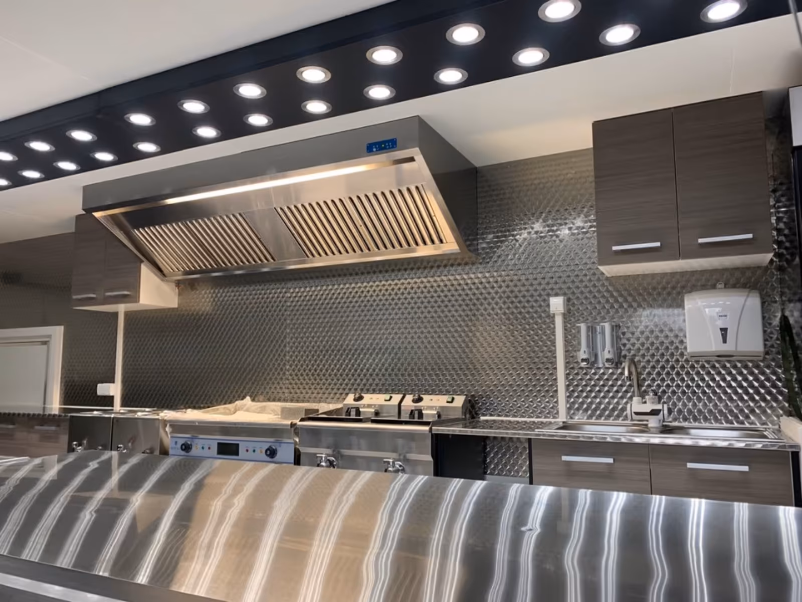 MEGA Grillwagen, Imbisswagen, FoodTruck, Imbissanhänger – Bild 5